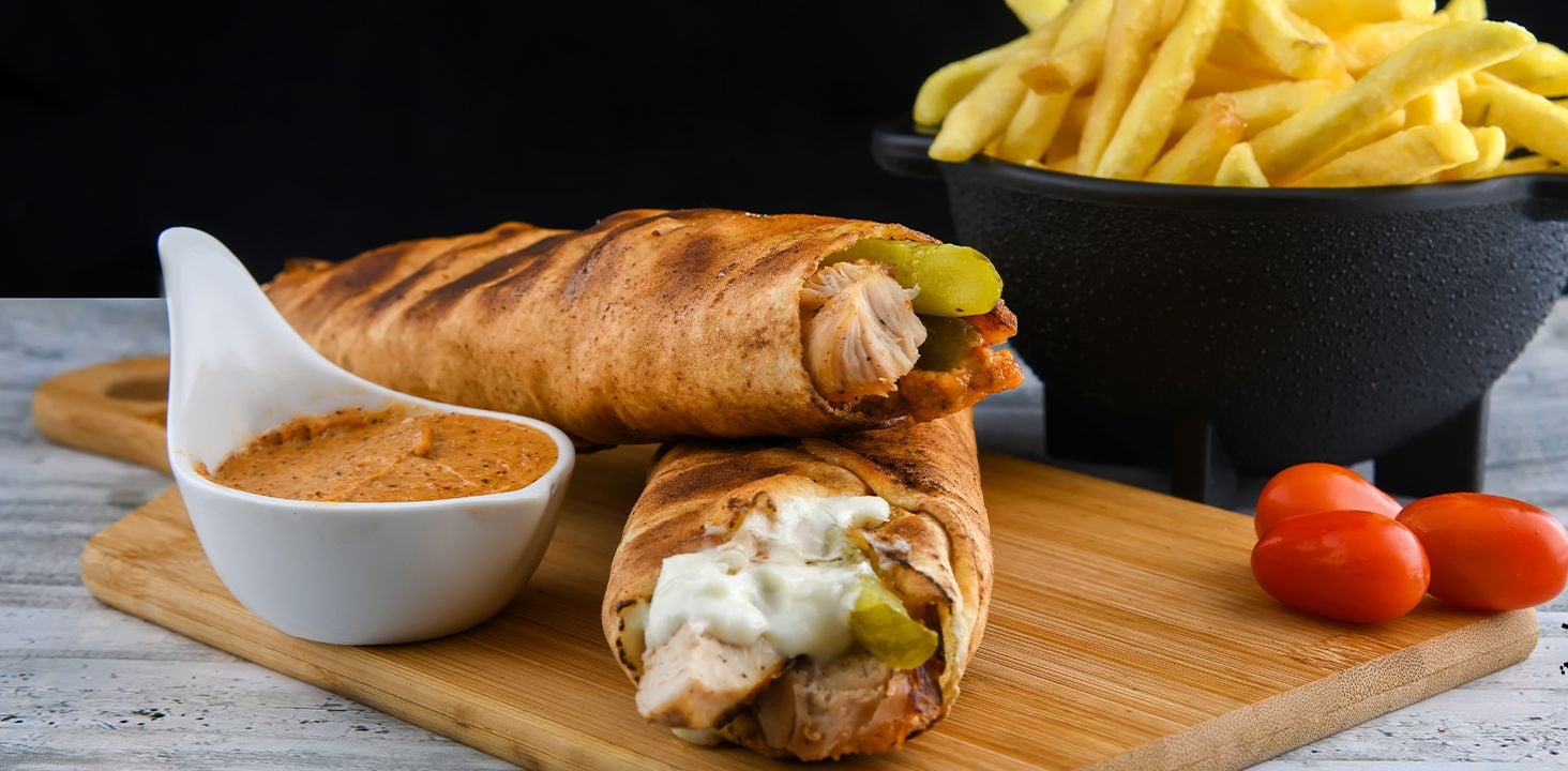 Sandwich Riyadh Lebanon’s Juiciest Chicken Sandwich Spot is Now Open in Riyadh! » This ...